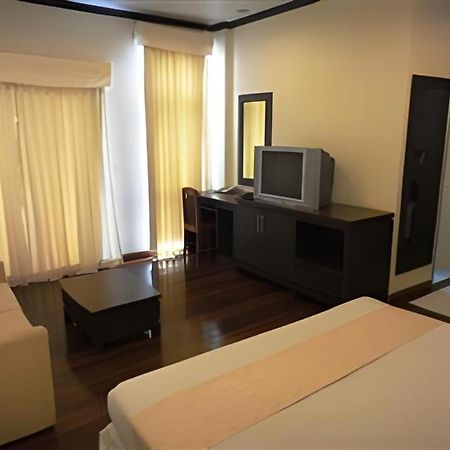 Kasem Garden Hotel Surin Ban Nong Tao Exterior foto