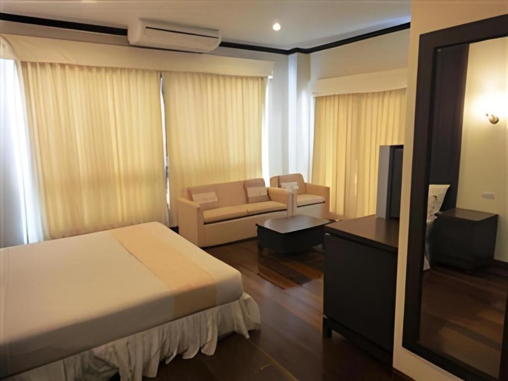 Kasem Garden Hotel Surin Ban Nong Tao Exterior foto