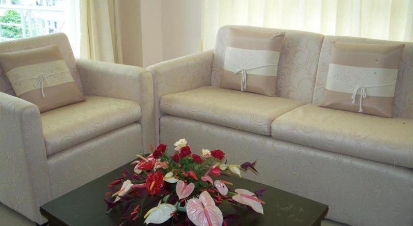 Kasem Garden Hotel Surin Ban Nong Tao Exterior foto