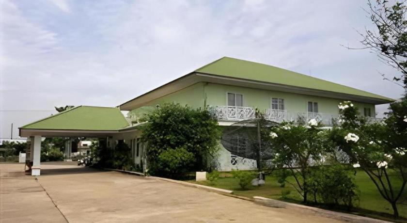 Kasem Garden Hotel Surin Ban Nong Tao Exterior foto